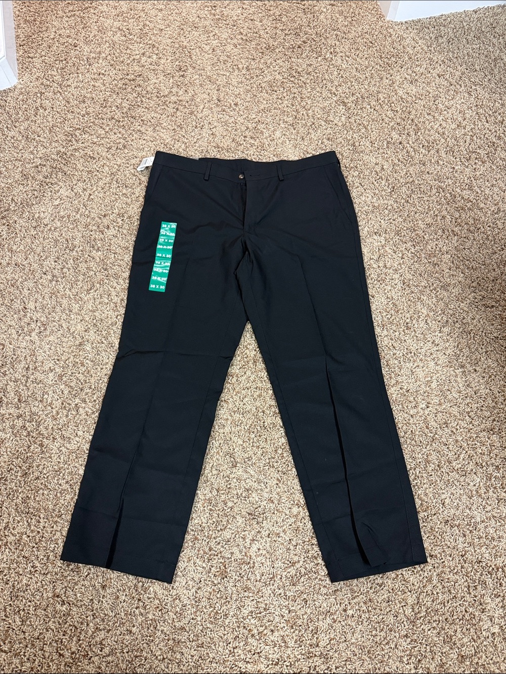 Haggar Men's Black Flat-Front Dress Pants